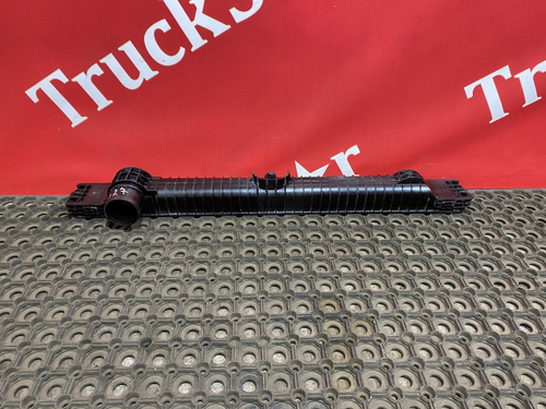 Бачок радиатора нижний 2020г