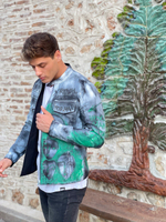 Кожаная куртка с рисунком