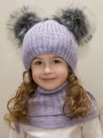 Шапка зимняя детская с помпонами и манишка