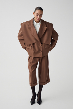 Шерстяной жакет с акцентными деталями