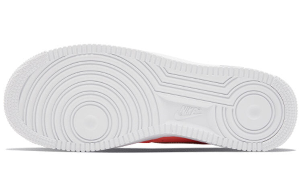 Кроссовки Nike Air Force 1 07 Ess (Женская размерная сетка)
