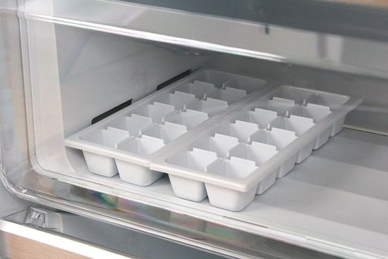 Холодильник Leran CBF 425 WG NF