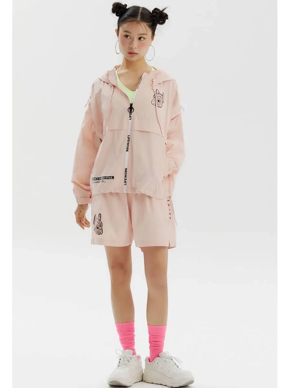 Шорты нейлоновые с завязками