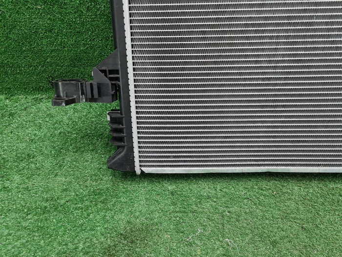 Кассета радиаторов Zeekr 001 (2021-н.в.)