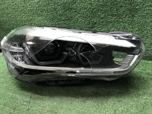 Битая Фара правая BMW X2 F39 (2017-2023) LED