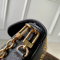 Louis Vuitton Ivy Wallet On Chain Bag