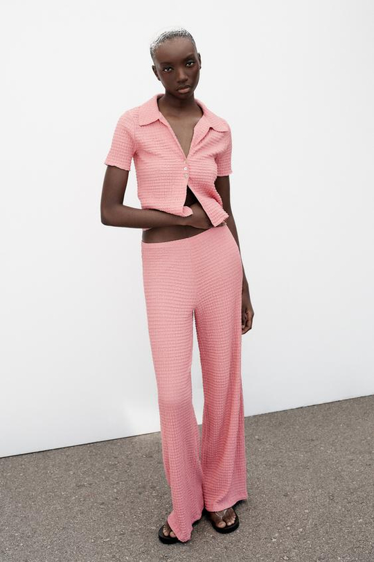 ZARA БРЮКИ ПРЯМОГО КРОЯ ФАКТУРНЫЕ, ПЫЛЬНЫЙ РОЗОВЫЙ