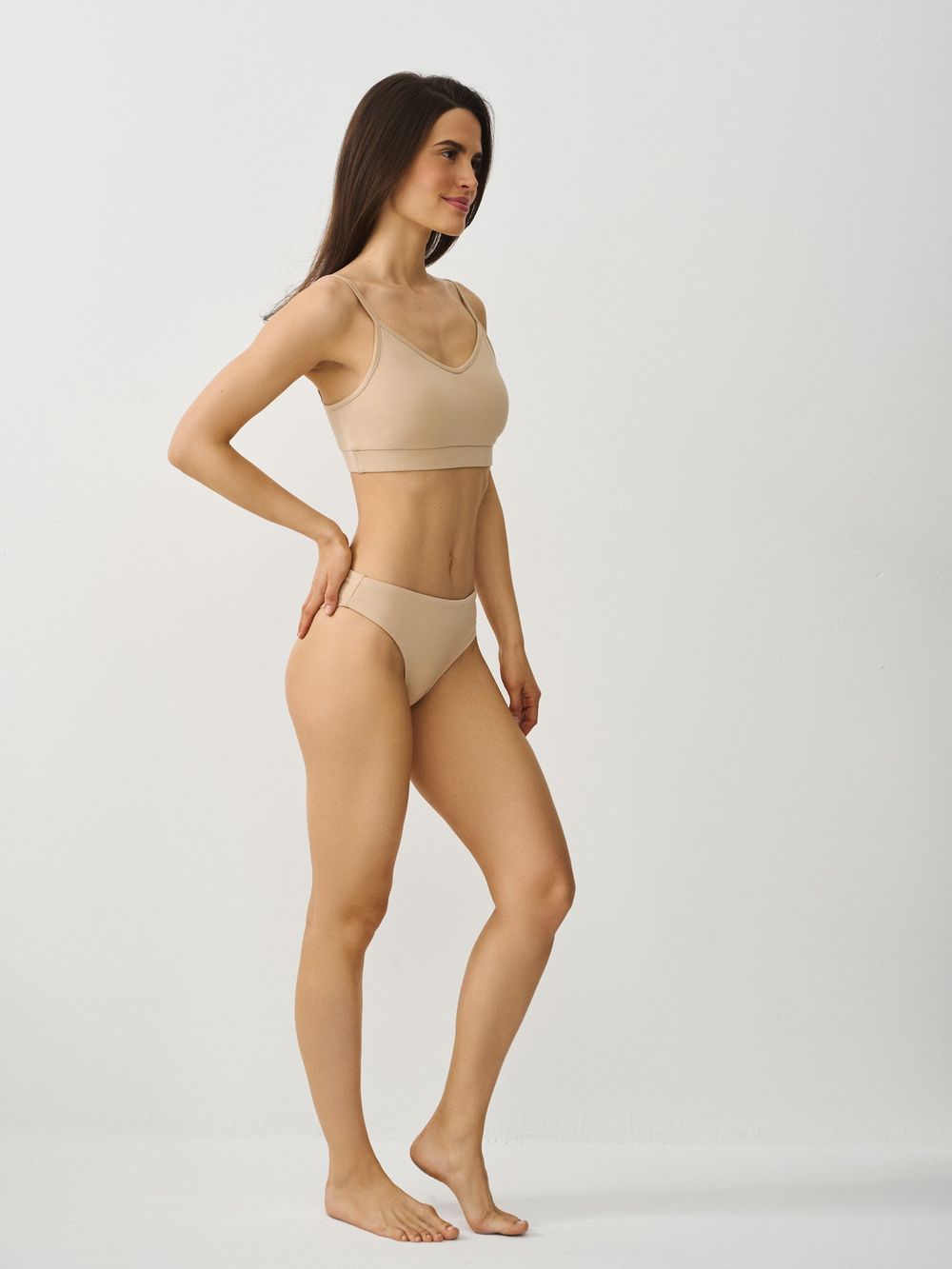 Топ на регулируемых лямках "Беж" женский