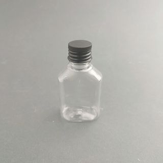 Бутылка 50 мл, фляга с черной крышкой