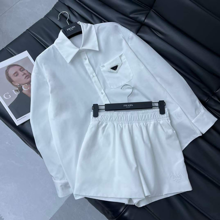 Костюм Prada