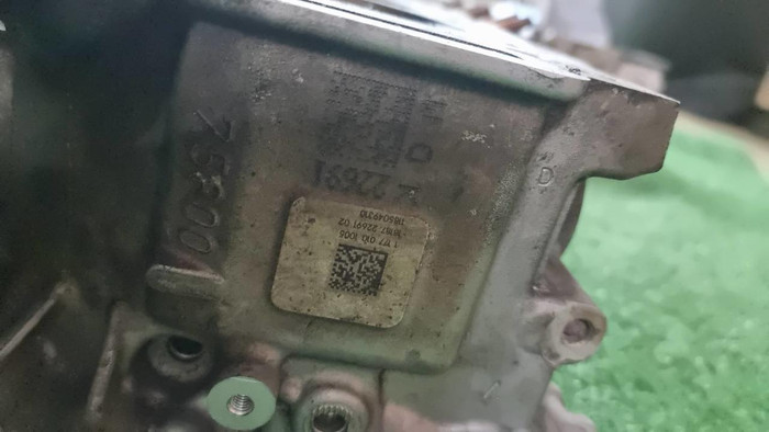 ГБЦ правая Mercedes G W463 (2018-2024) AMG 6.3