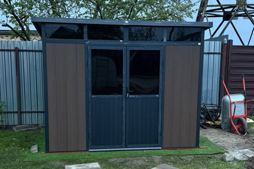 Садовое строение из ДПК Defender 9х7 (5.95 кв.м)