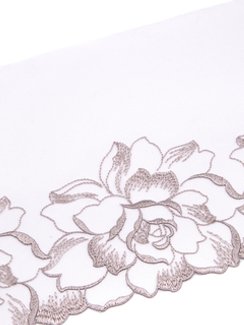 05-111 Вышивка на неэл. сетке 21 см, Rose, кофейная роза/бронза