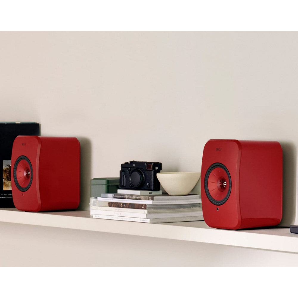KEF LSX II Lava Red активная беспроводная полочная акустика (Пара) + S1 Floor Stand напольные стойки (Пара)