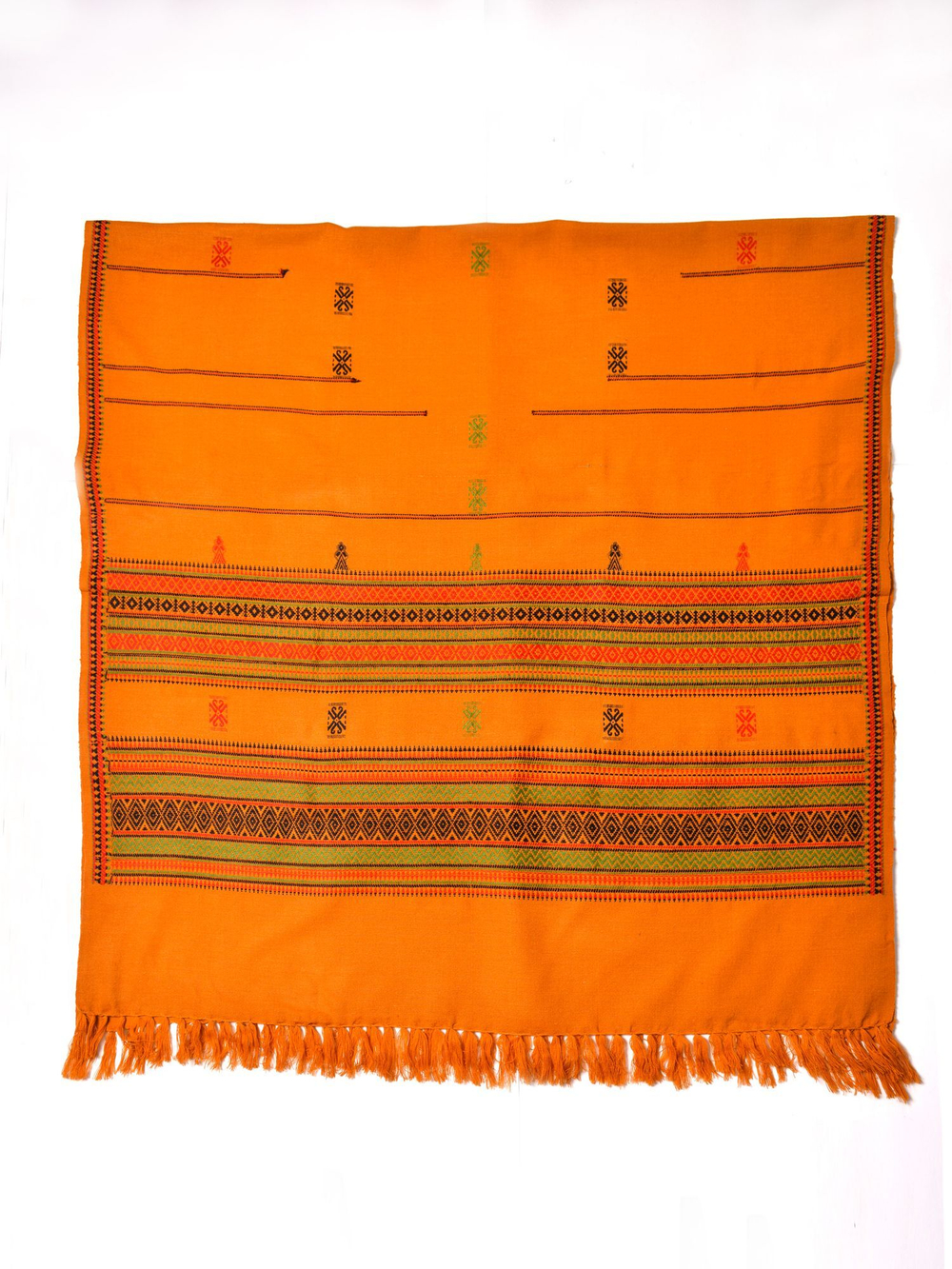 Шаль с  гуджаратской вышивкой