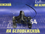 Петля двери задней правой MITSUBISHI PAJERO 1990