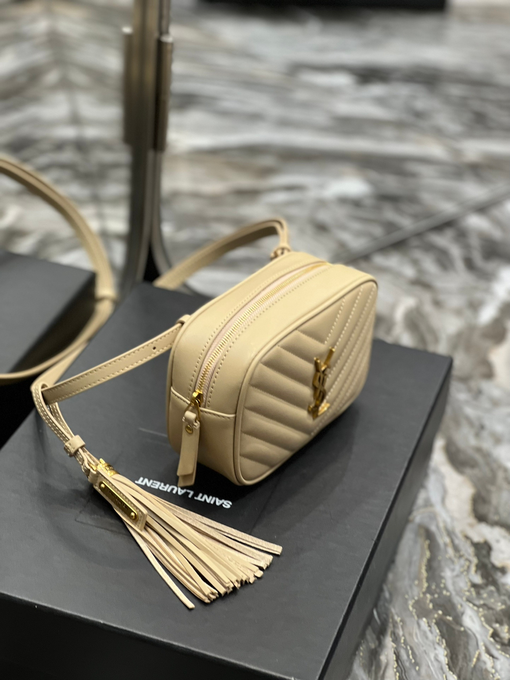 Saint Laurent Lou Belt Bag
