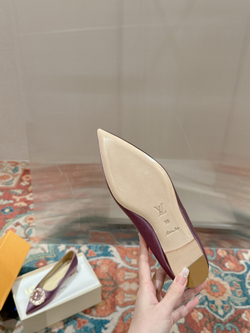 Louis Vuitton Met Flat Ballerina