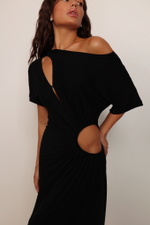 Платье футболка с вырезом