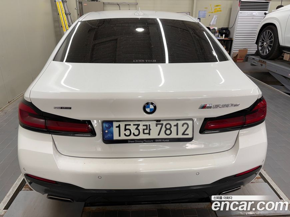 BMW 5 Series (G30) 530e M Sports (06.2021)