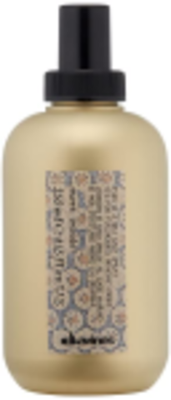 Спрей с морской солью для объемных свободных укладок Davines More inside Sea Salt Spray 250 мл