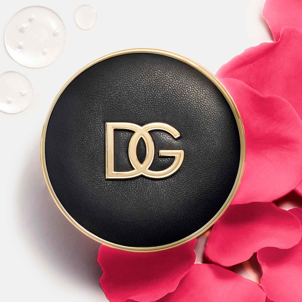 Dolce&Gabbana Fresh Rose Glow Cushion - Роскошный увлажняющий тональный крем с SPF 50+ оттенок 5W, 15 g