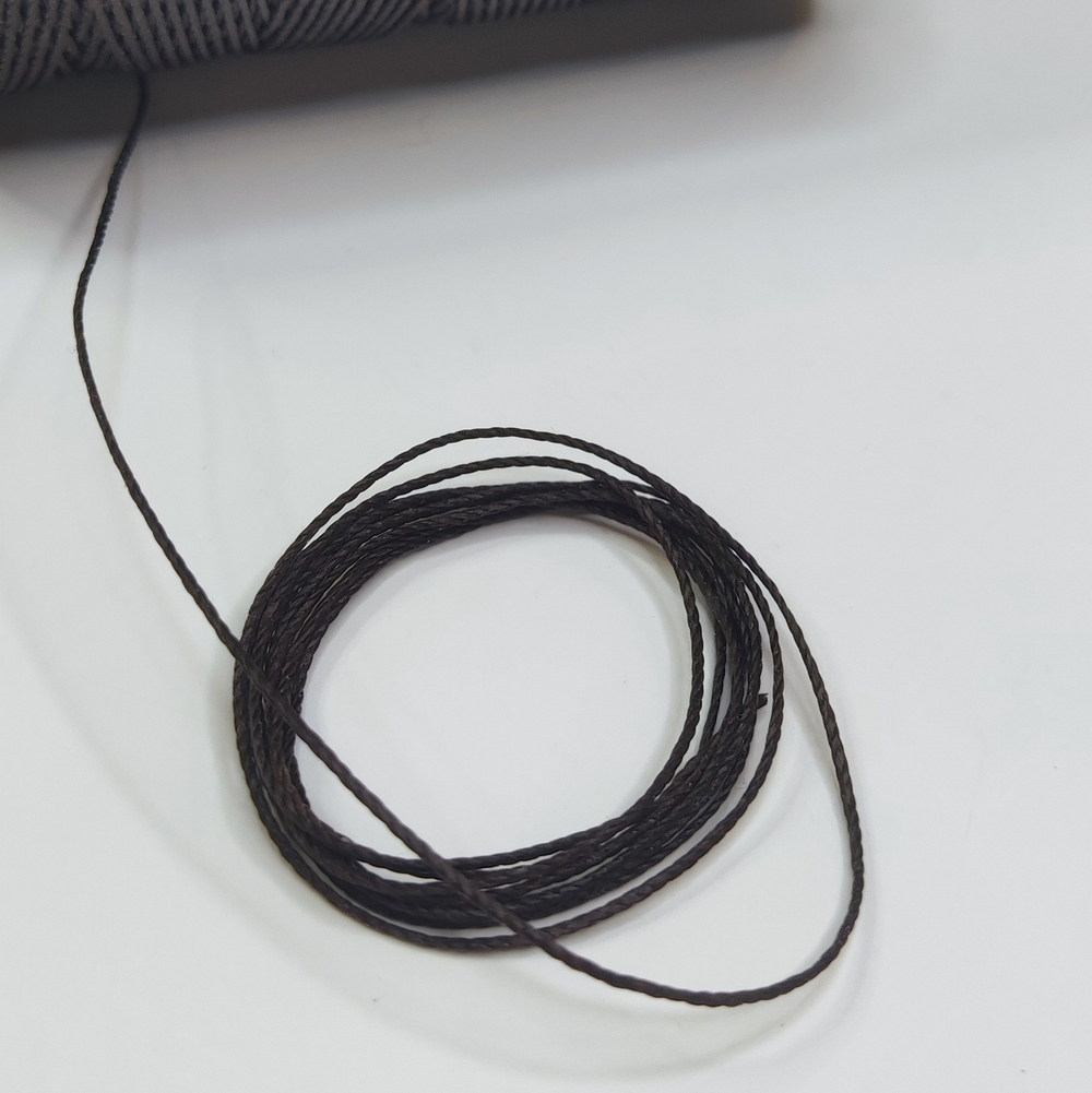 Нитки вощеные коричневые