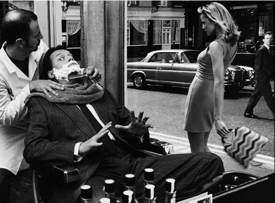 Почему женщин не стригут в барбершопе?