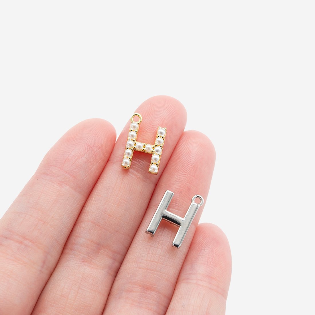 Подвеска с жемчугом в форме буквы "H", 14*9,2мм