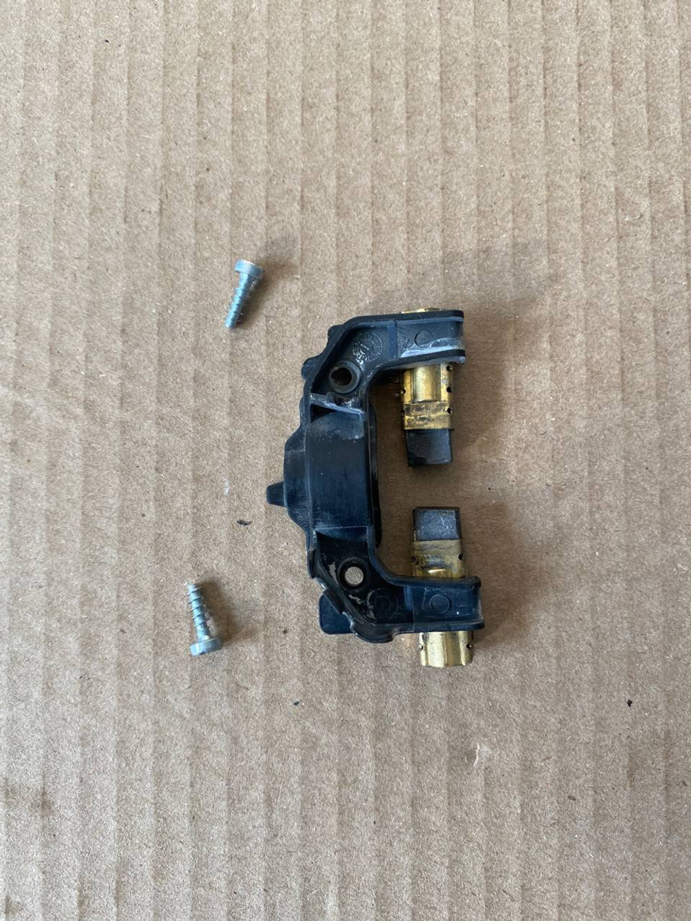 Щеткодержатель для перфоратора BOSCH GBH 2-20 D BOSCH GBH 2-20 D, б/у