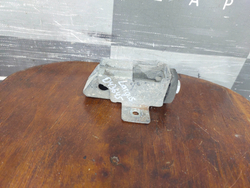 Болт крепления запасного колеса LADA Largus 12-нв Б/У Оригинал 572210001R