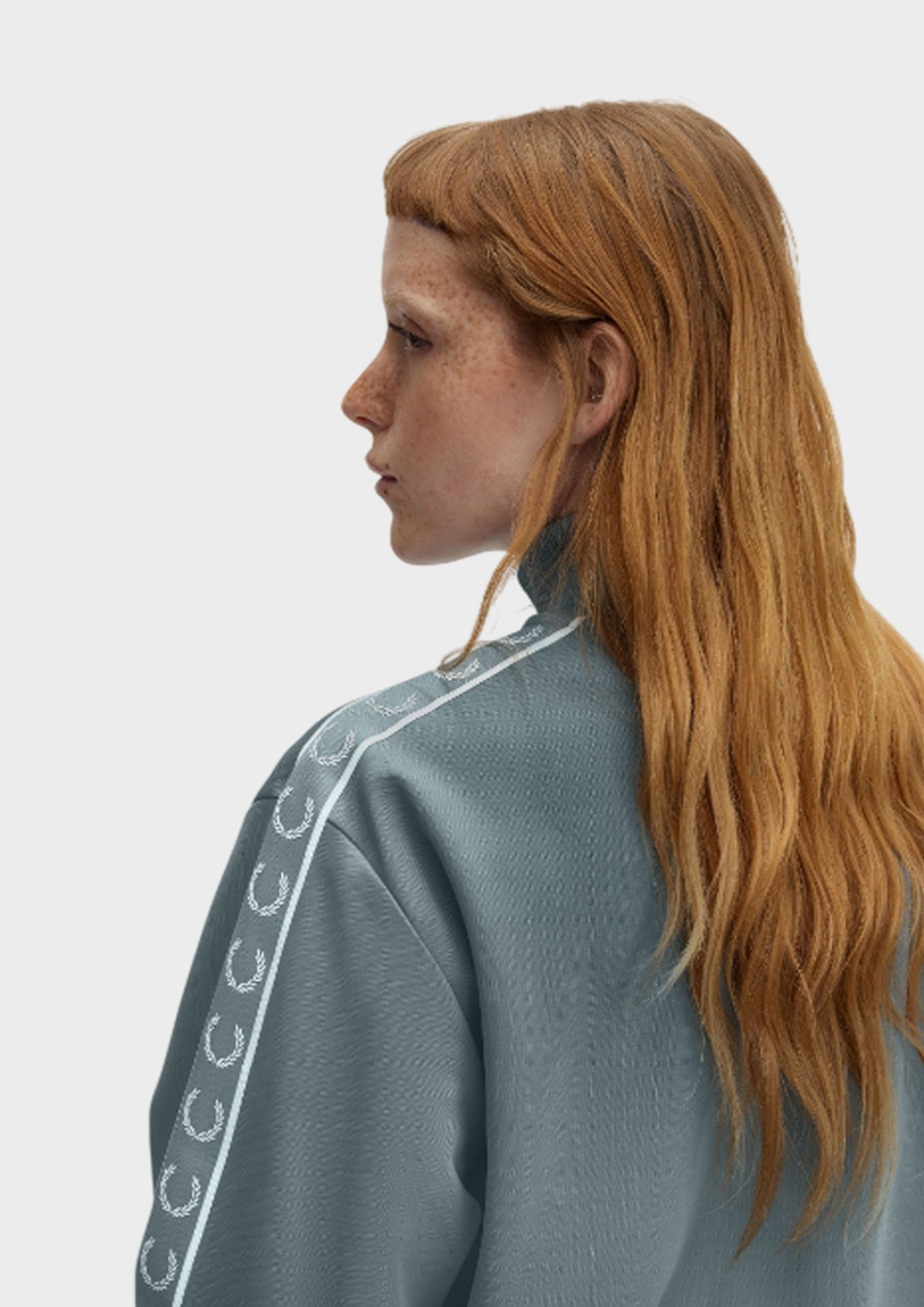 Толстовка FRED PERRY Taped Track Jacket