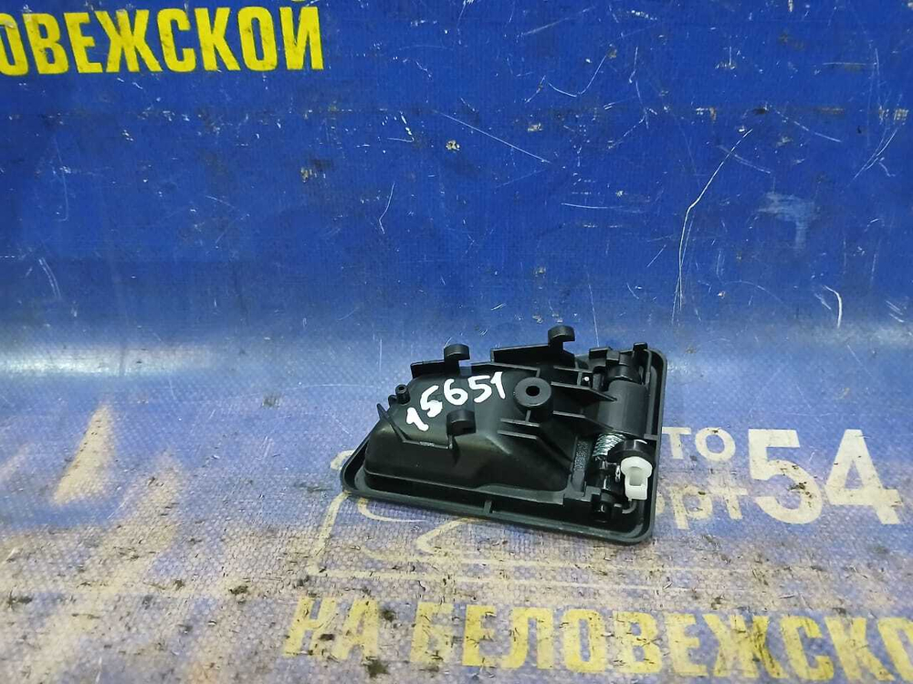 Ручка двери передней левой салонная SUZUKI ESCUDO 1989-1998