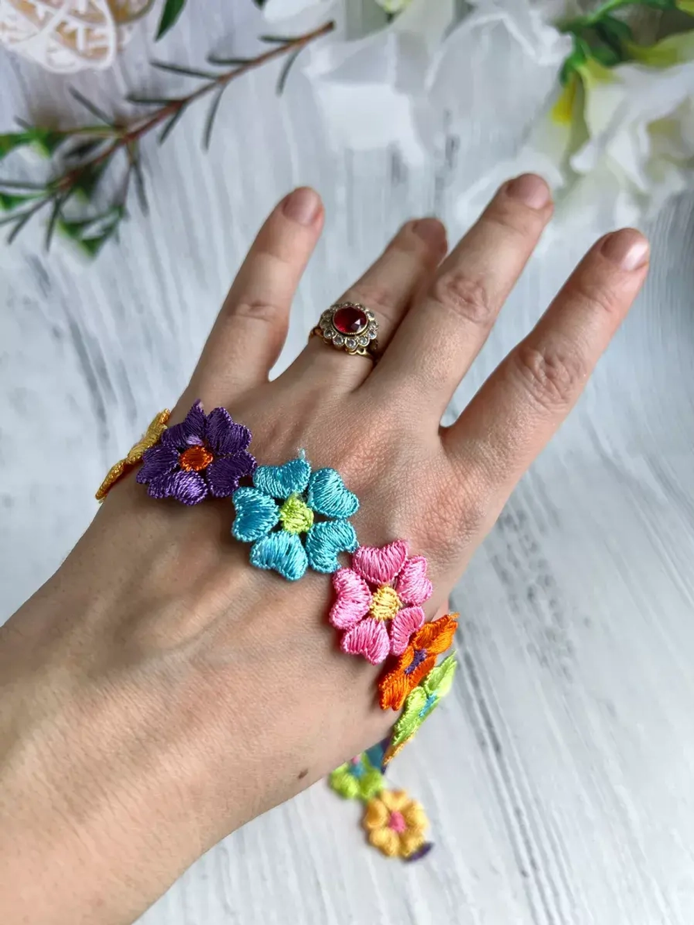 Тесьма кружево для рукоделия и вязания цветочки