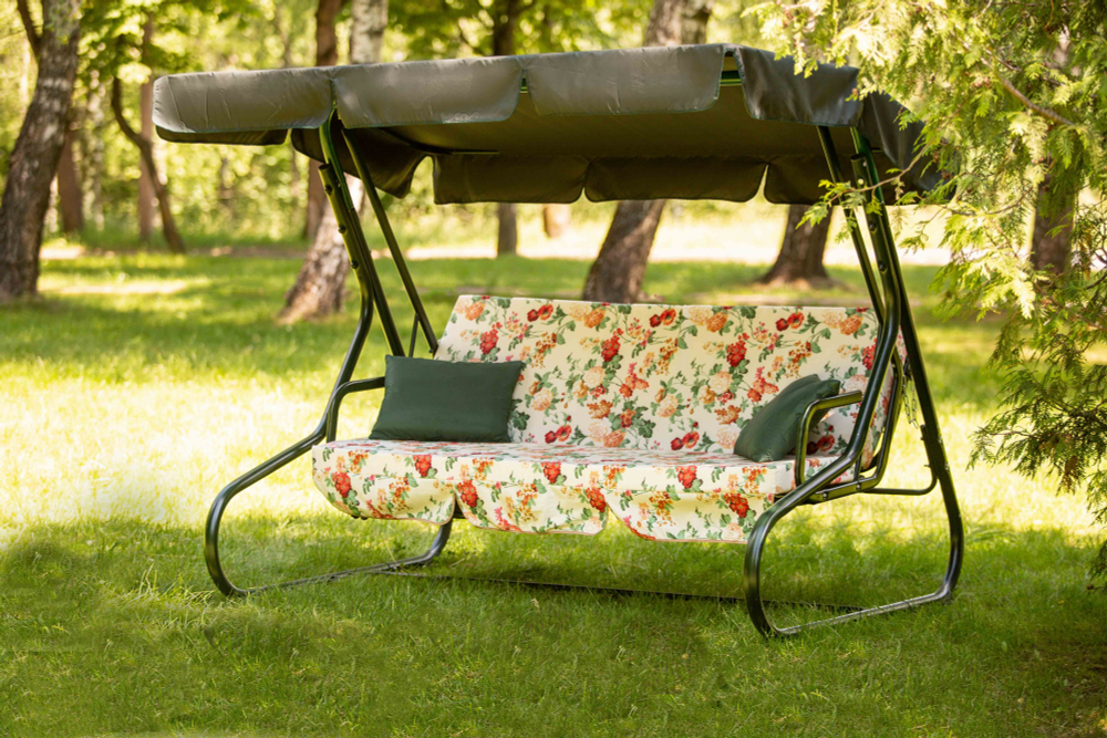 Качели садовые OLSA 3-х местные Новара(каркас зеленый, м/э разноцветный рис.цветы)1 уп.