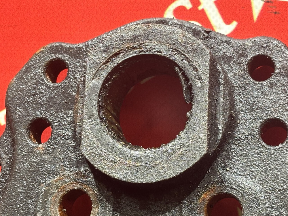 Кронштейн тормозных колодок