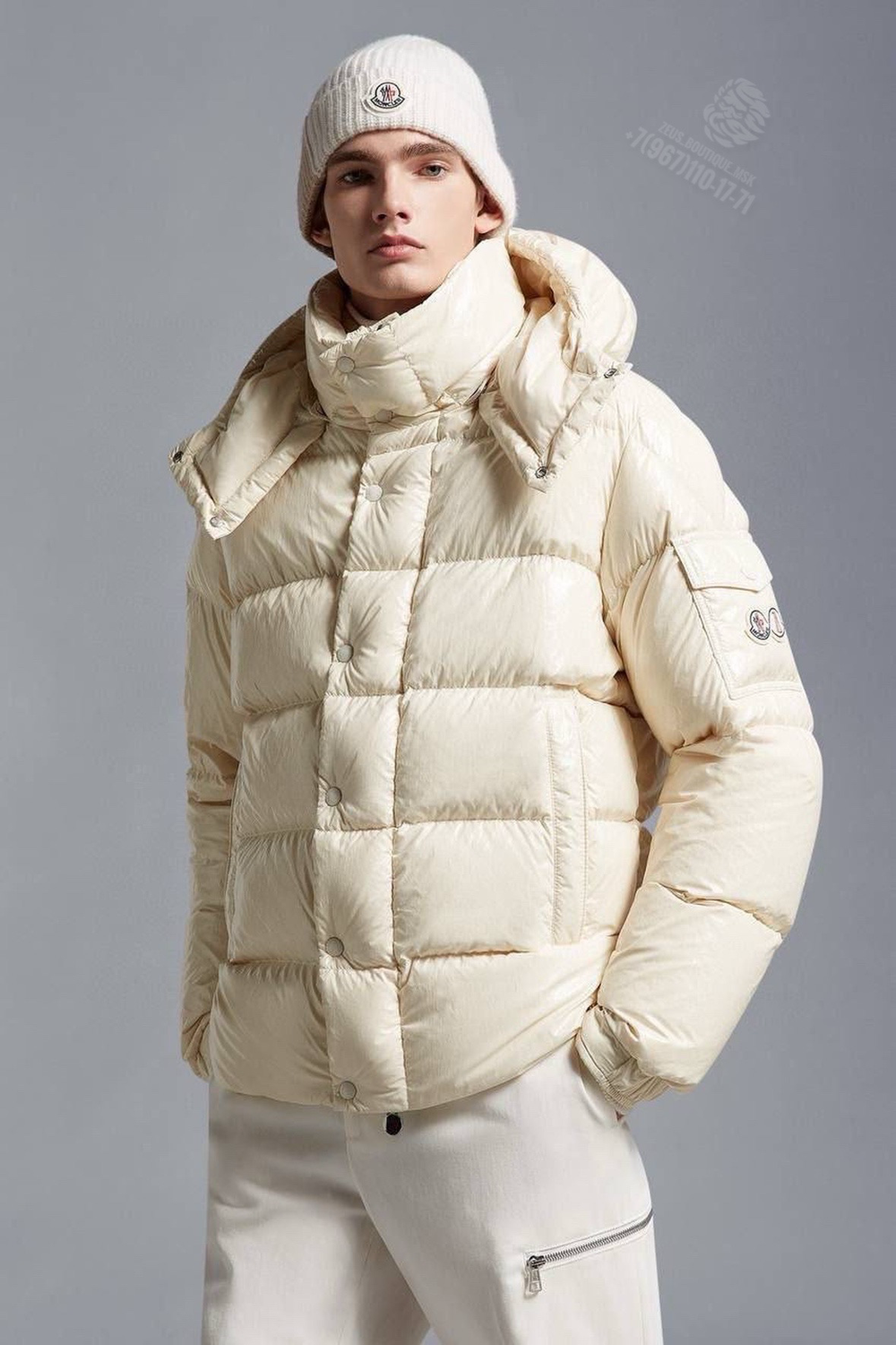 Пуховик Moncler
