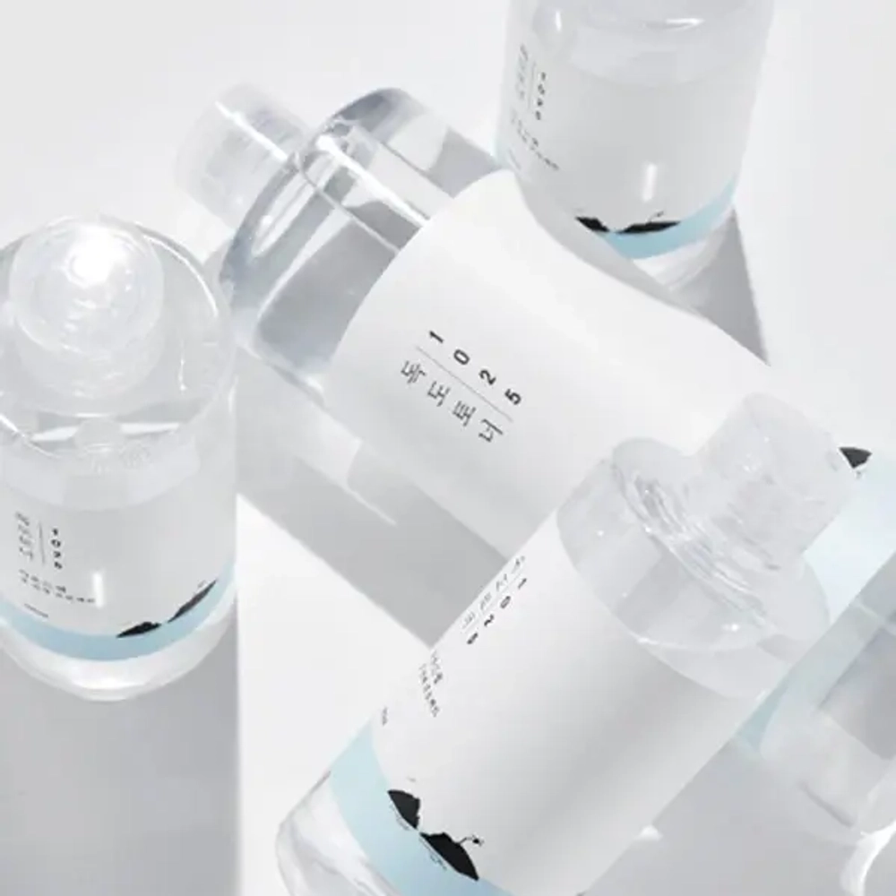 Round Lab 1025 Dokdo Toner отшелушивающий тоник с морской водой