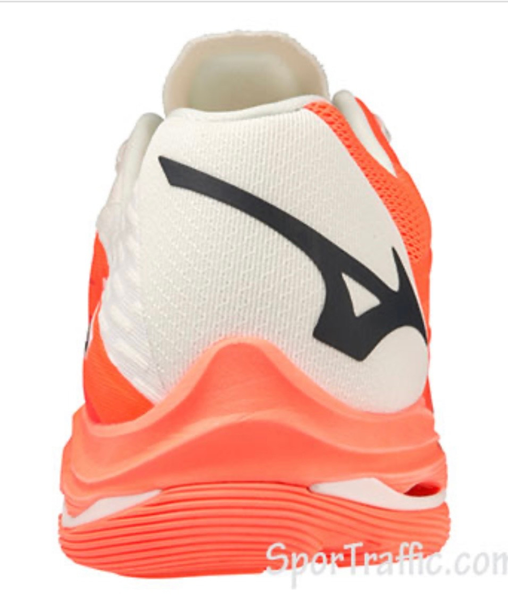 MIZUNO, WAVE LIGHTNING Z8, Volleyball, Radiant Red/White/Carrot Curl, MEN, US 9 /EUR 42 /UK 8 /СМ 27