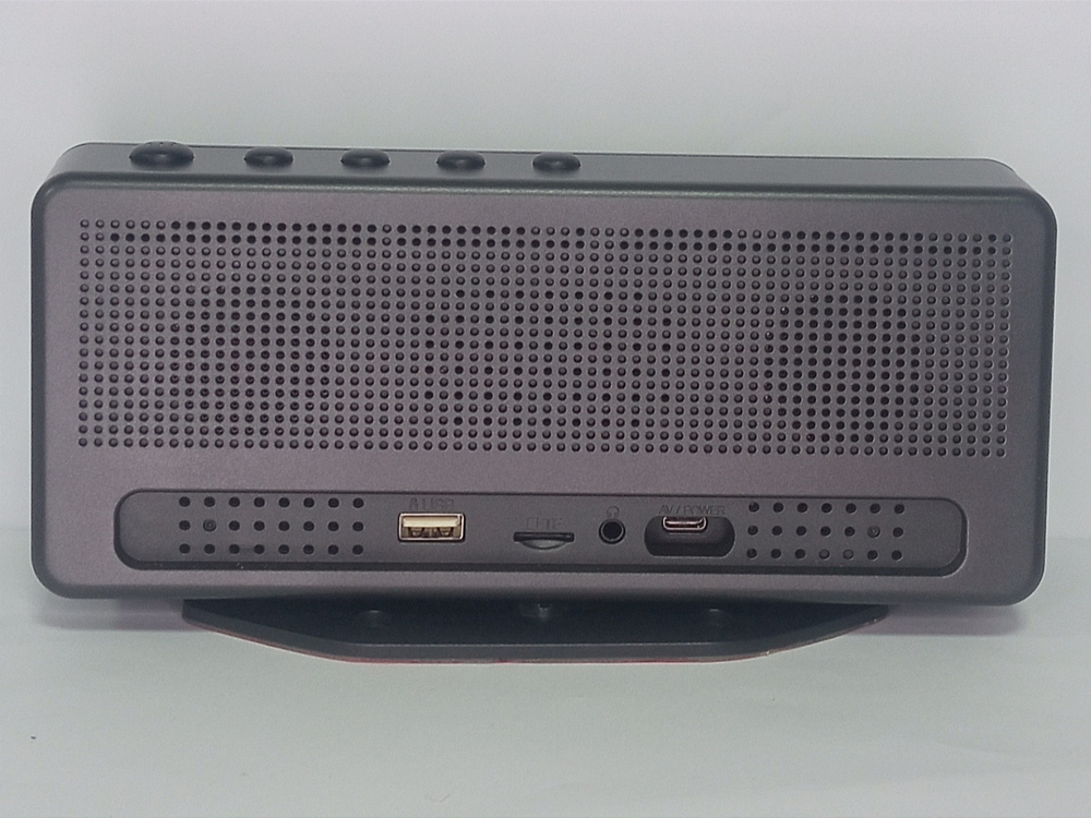 Видеорегистратор+монитор на 2камеры (набор) Eplutus D706