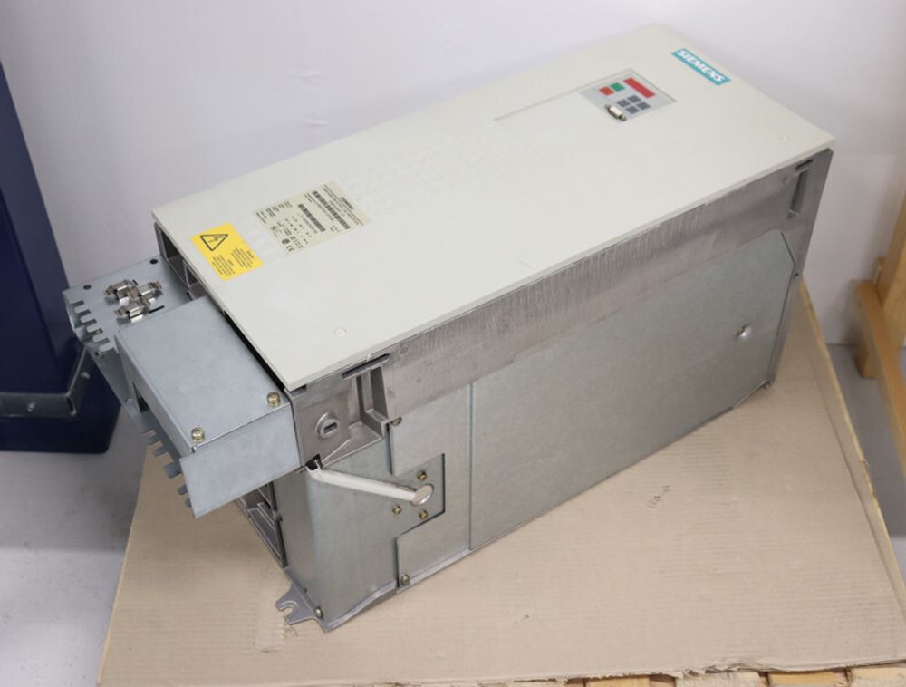 Б/у SIEMENS 6SE7027-2TD61