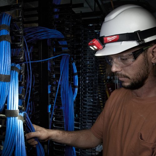 Фонарь Milwaukee HL-SF налобный