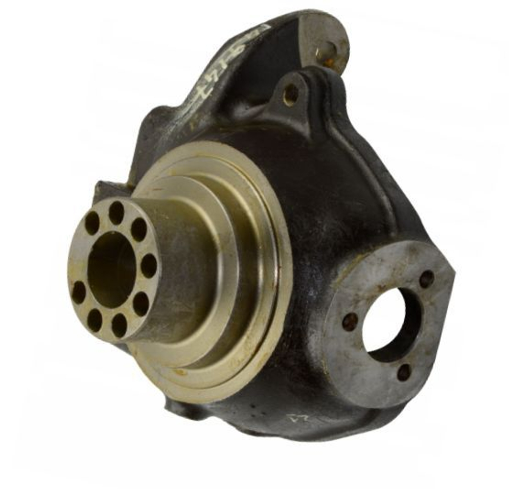 Поворотный кулак левый Case, New Holland 85827740, Carraro 149147