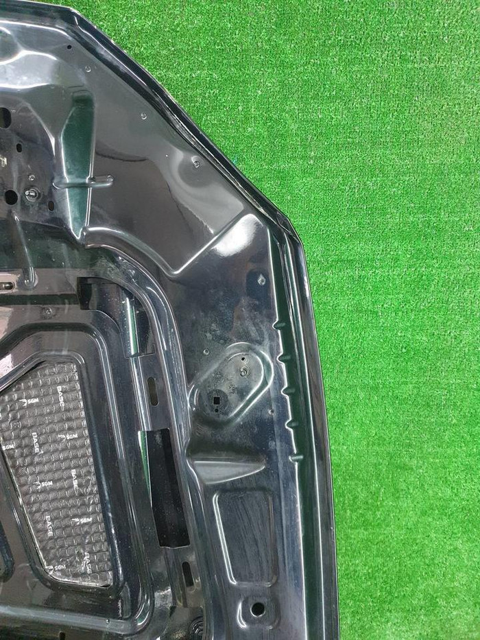 Капот VW Touareg 3 (2018-н.в.)