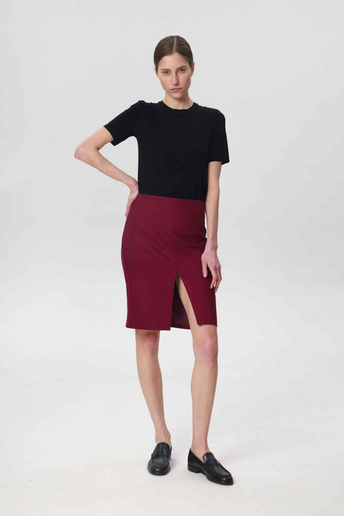 Брюки из костюмной ткани женские, черный