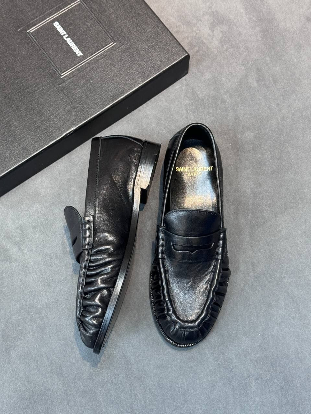 Лоферы Yves Saint Laurent