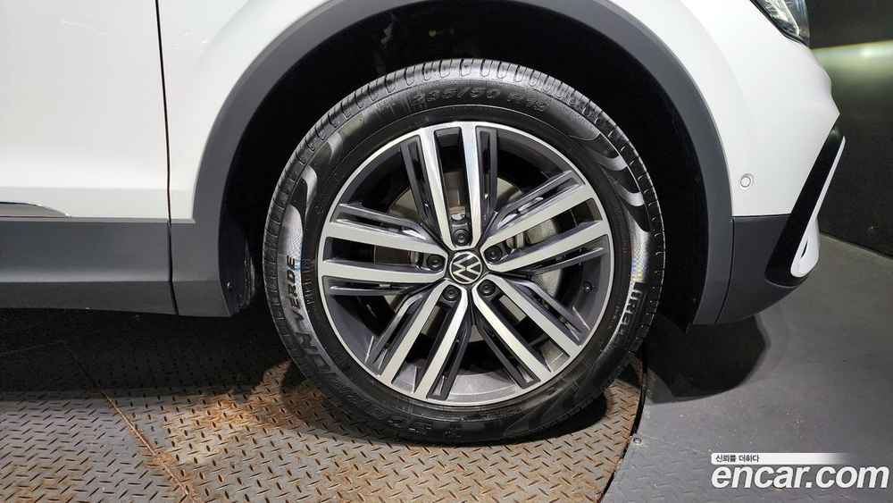 Volkswagen Tiguan Allspace 2.0 TSI Prestige (03.2024)