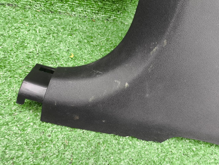 Накладка стойки левая Omoda C5 (2022-н.в.)