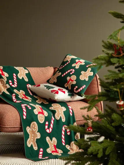 Подушка вязаная с новогодним рисунком gingerman из коллекции new year essential, 45x45 см