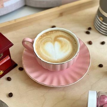 Чайная пара «Вивьен», фарфор, чашка 200 мл, блюдце d=15 см, цвет розовый